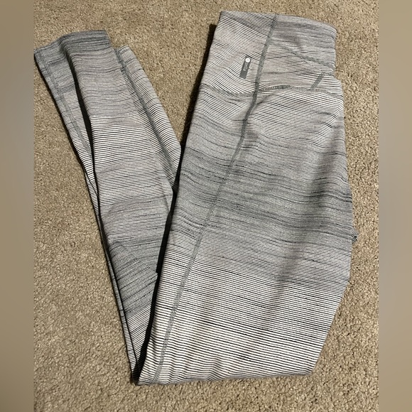 Zella Legging - Picture 1 of 2